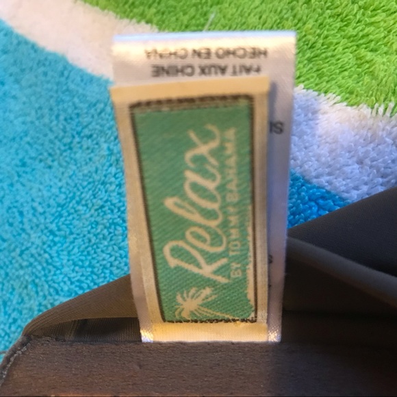 Final Price! Relax by Tommy Bahama Swimsuit - Picture 4 of 8